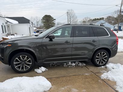 Used 2018 Volvo XC90 T6 Momentum w/ Convenience Package