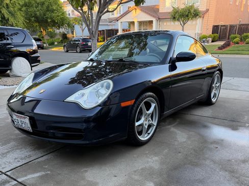 Used 2003 Porsche 911 Carrera image 1