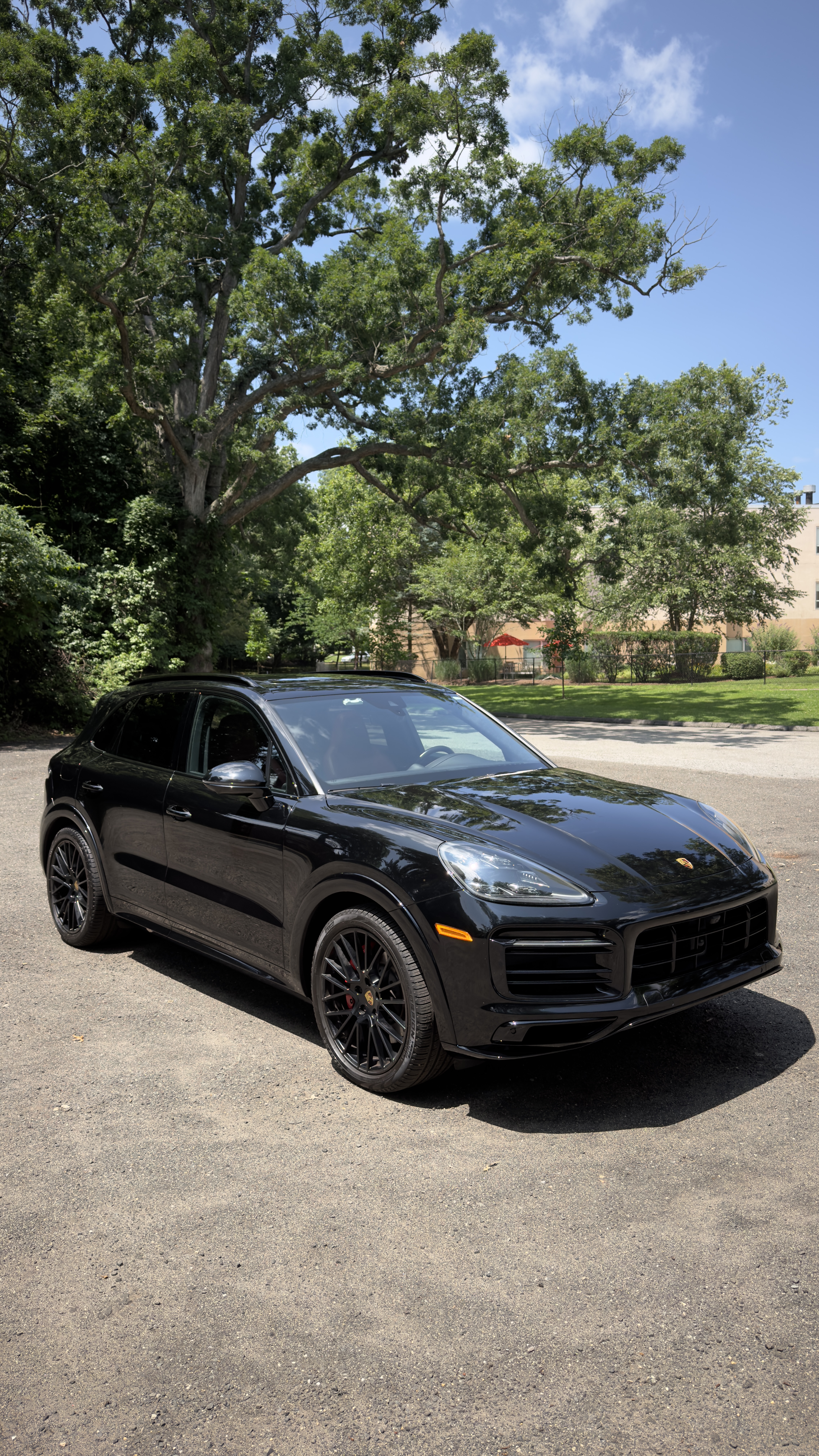 Used 2021 Porsche Cayenne GTS AWD/4WD image 5
