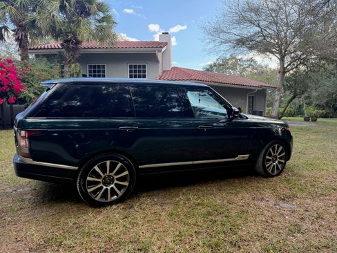 Used 2016 Land Rover Range Rover Long Wheelbase Autobiography image 4