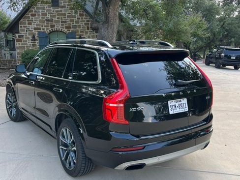 Used 2017 Volvo XC90 T6 Momentum w/ Vision Package AWD/4WD image 6