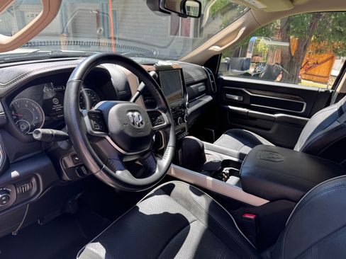 Used 2020 RAM 2500 Laramie AWD/4WD image 15