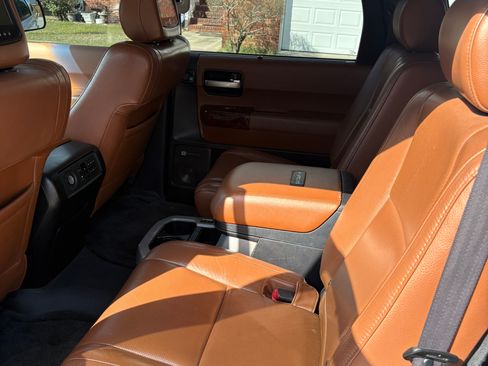 Used 2008 Toyota Sequoia Platinum image 8