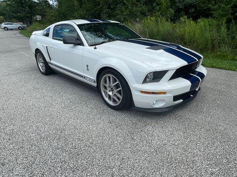 Used 2008 Ford Mustang Shelby GT500 RWD image 6