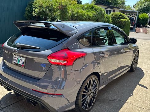 Used 2017 Ford Focus RS image 1