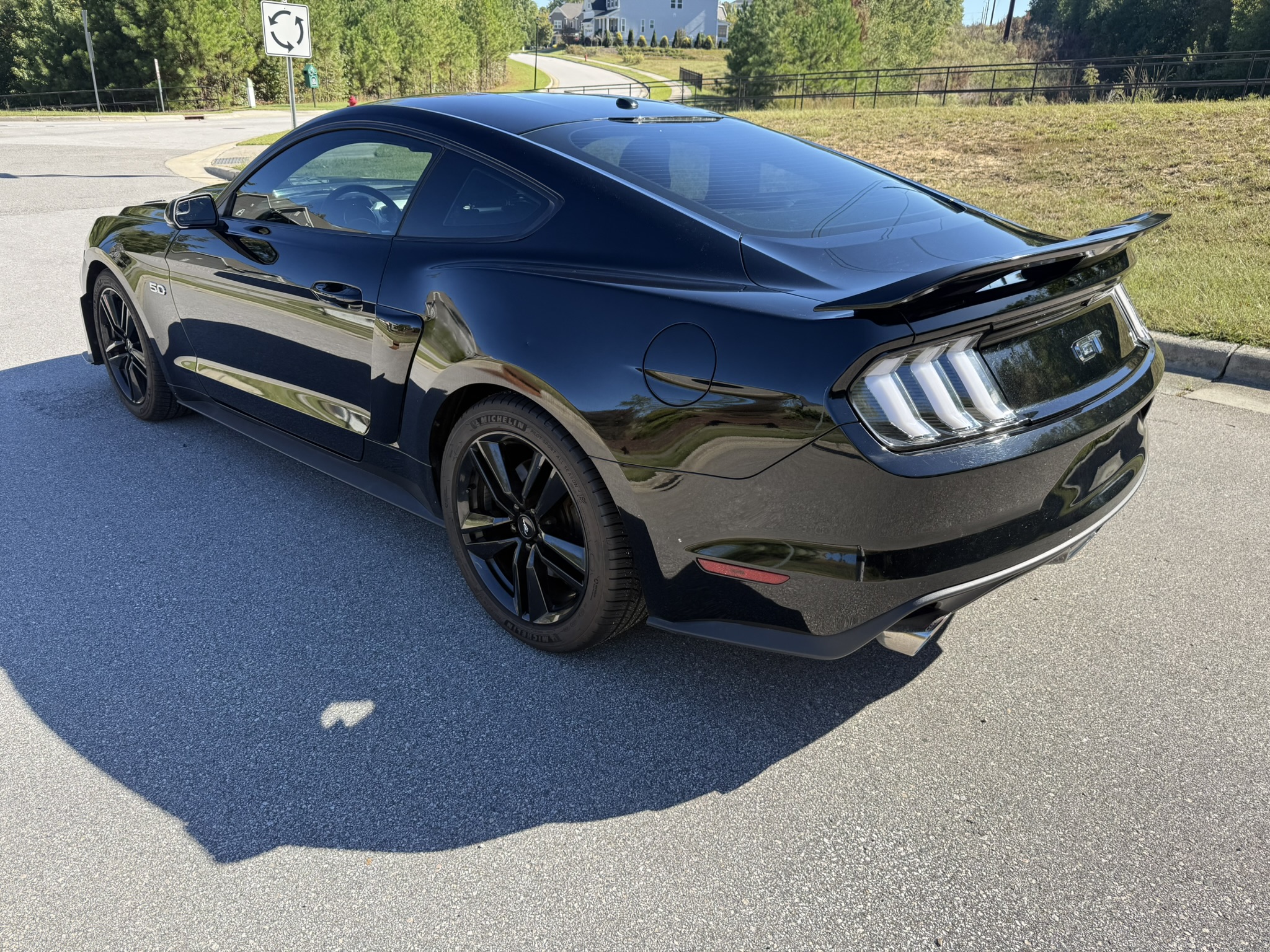 Used 2015 Ford Mustang GT Premium w/ Enhanced Security Package RWD image 17