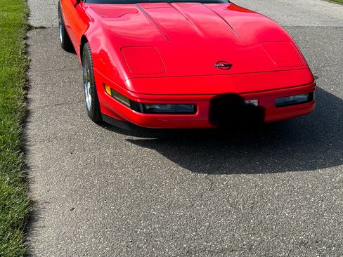 Used 1993 Chevrolet Corvette Coupe image 18