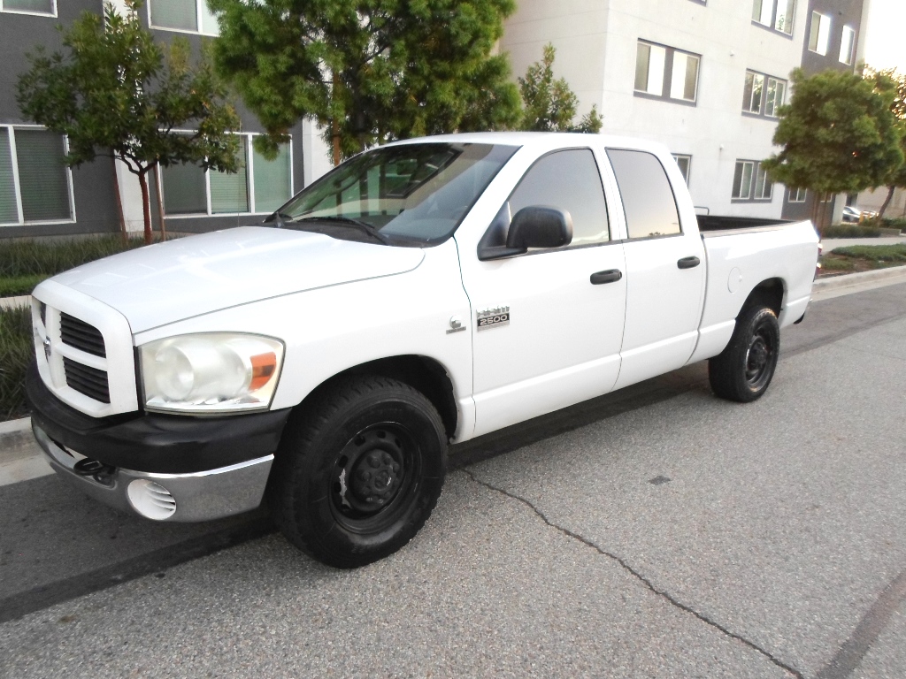Used 2007 Dodge Ram 2500 Truck ST RWD image 2