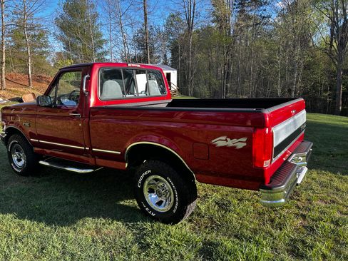 Used 1996 Ford F150 4x4 Regular Cab image 16