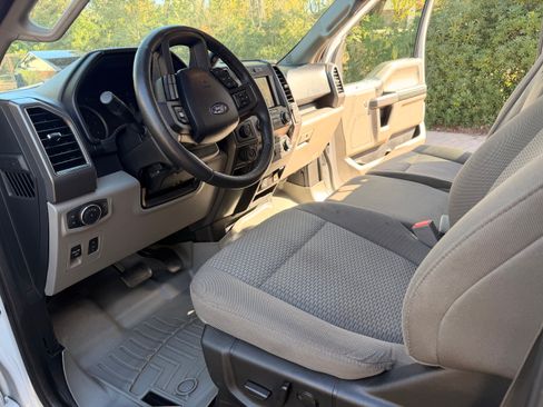 Used 2019 Ford F150 XLT w/ Equipment Group 302A Luxury image 16