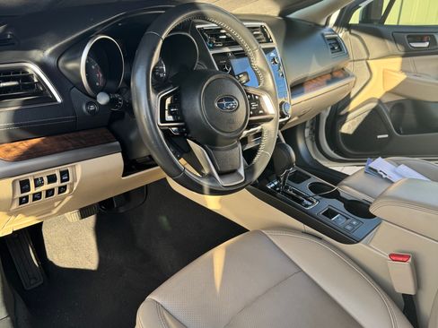 Used 2018 Subaru Outback 3.6R Limited image 6
