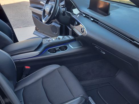 Used 2024 Genesis GV70 2.5T w/ Sport Prestige Package image 16