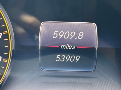 Used 2019 Mercedes-Benz E 63 AMG S image 2