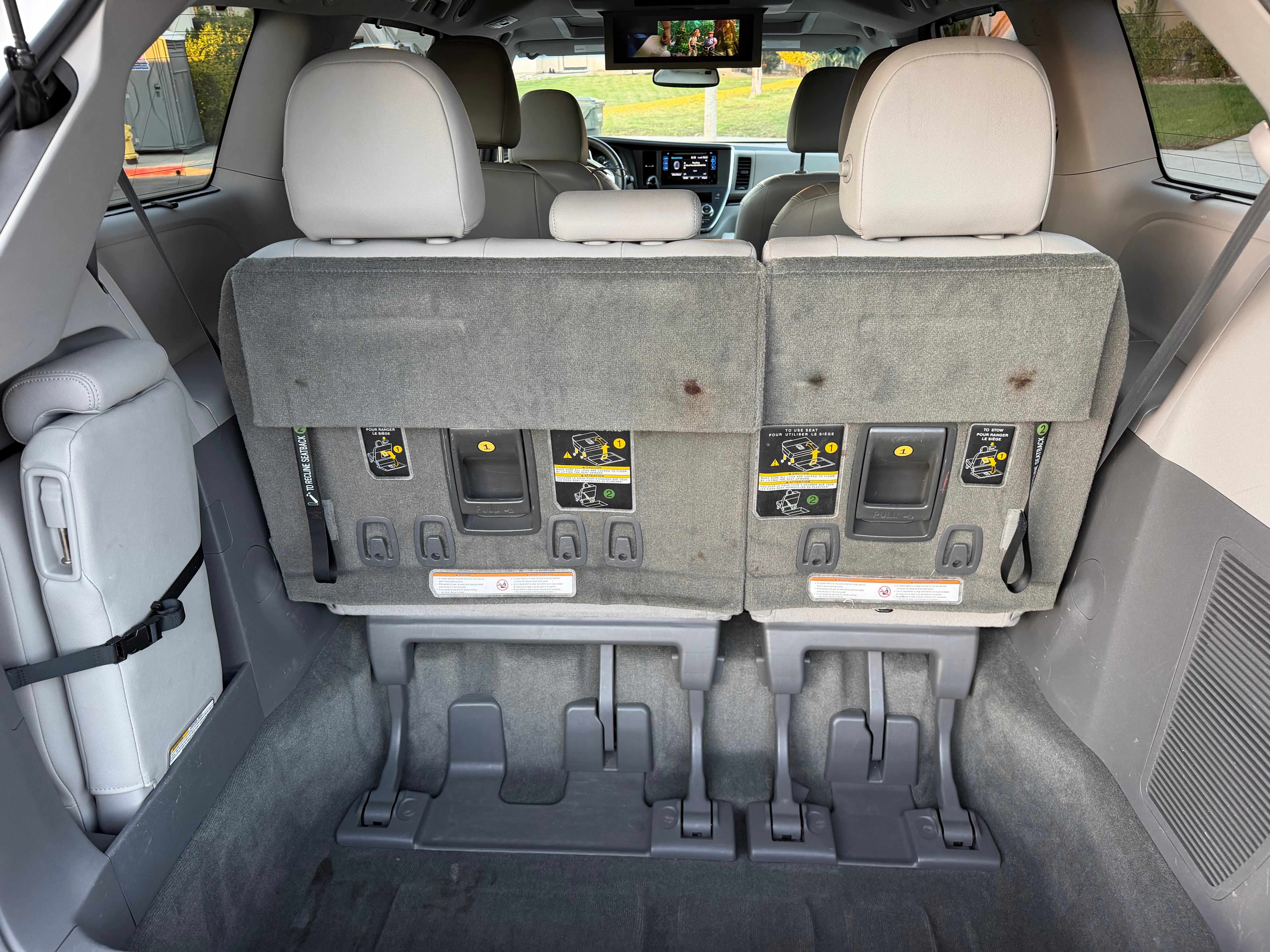 Used 2015 Toyota Sienna XLE Premium FWD image 20