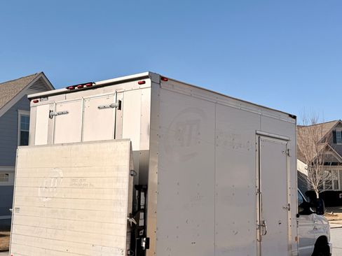 Used 2016 Ford E-350 and Econoline 350 Super Duty w/ Power Windows & Locks Group image 6