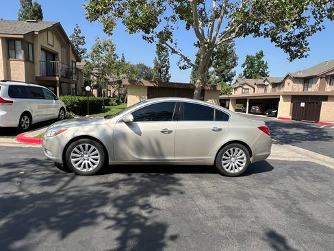 Used 2013 Buick Regal Premium FWD image 8