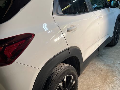 Used 2022 Chevrolet TrailBlazer LT w/ Convenience Package image 9