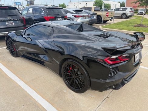 Used 2025 Chevrolet Corvette Stingray Preferred Conv w/ Z51 Performance Package RWD image 11