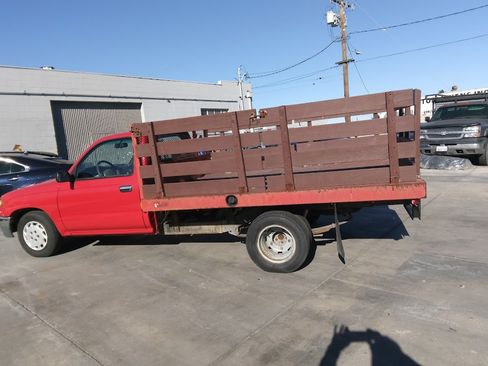 Used 1997 Toyota Tacoma 2WD Regular Cab image 1