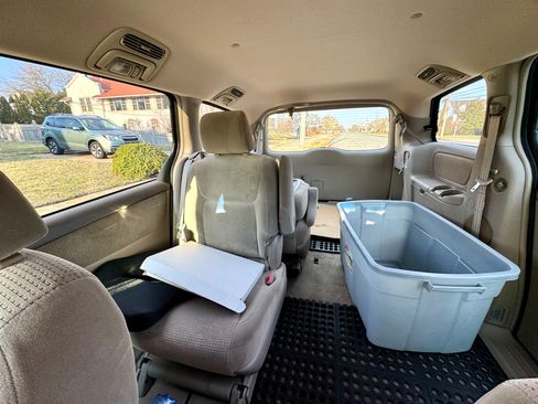 Used 2007 Toyota Sienna CE image 7