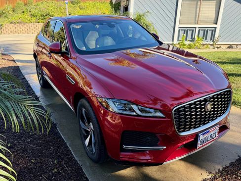 Used 2021 Jaguar F-PACE S image 2