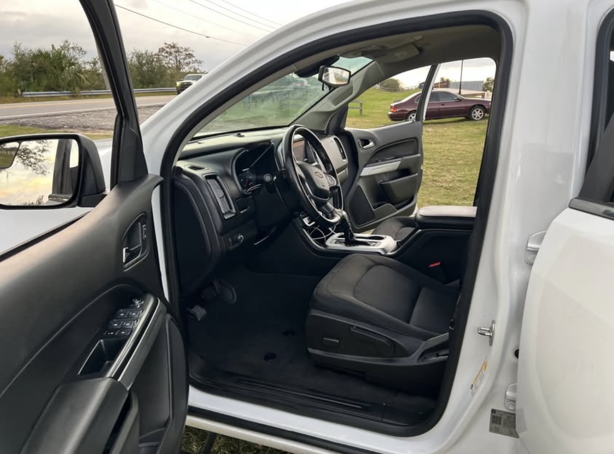 Used 2019 Chevrolet Colorado LT RWD image 19