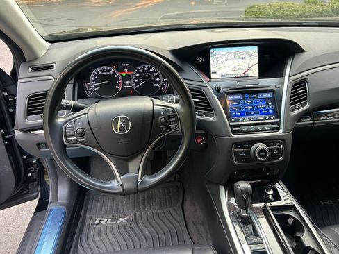 Used 2014 Acura RLX w/ Technology Package FWD image 9