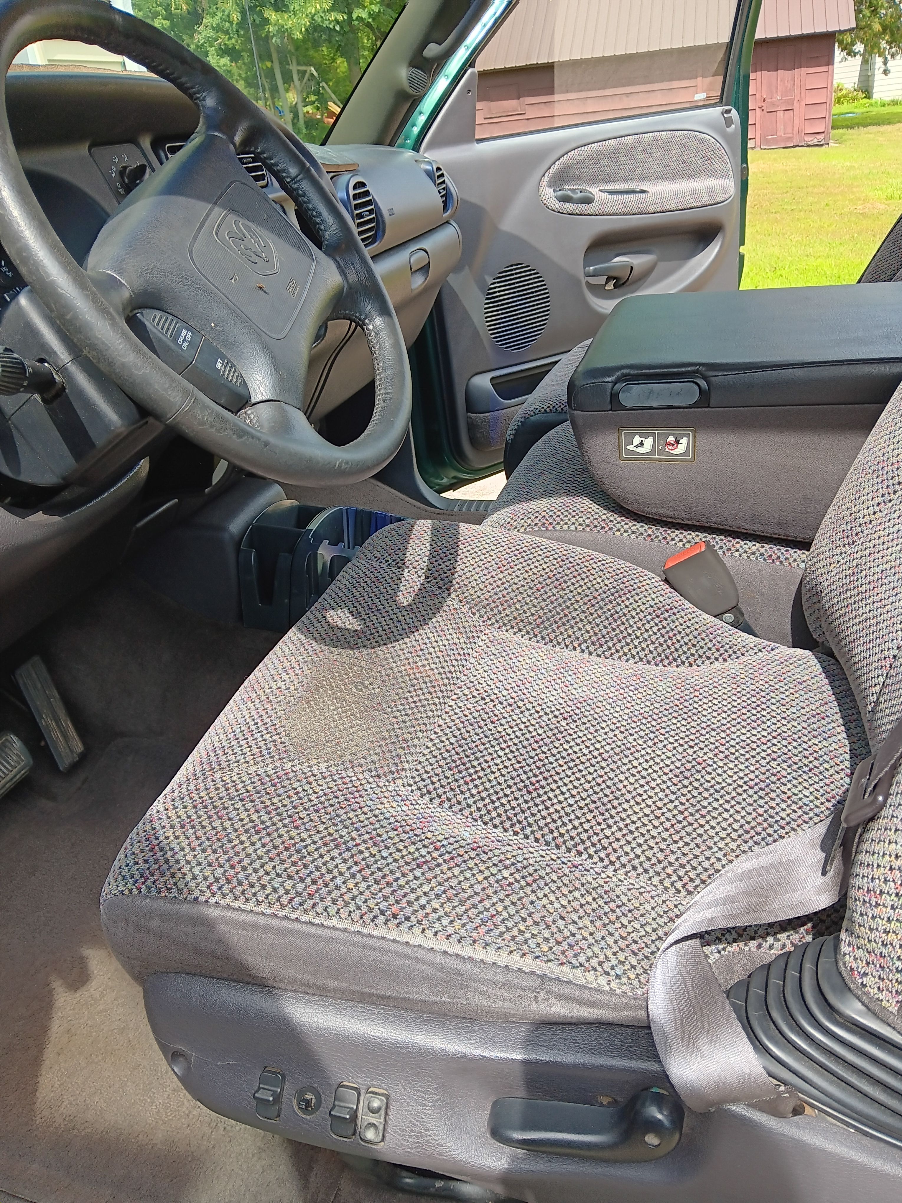 Used 1999 Dodge Ram 1500 Truck 2WD Quad Cab image 12