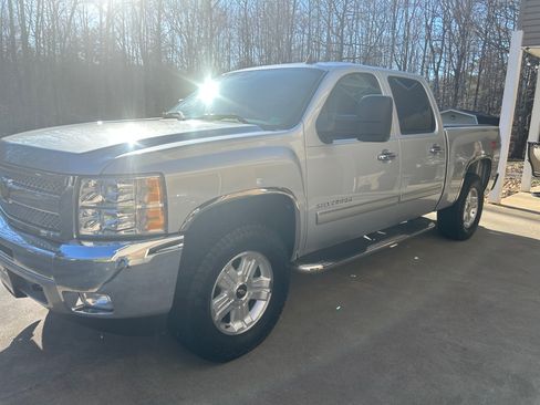 Used 2012 Chevrolet Silverado 1500 LT w/ All-Star Edition image 5