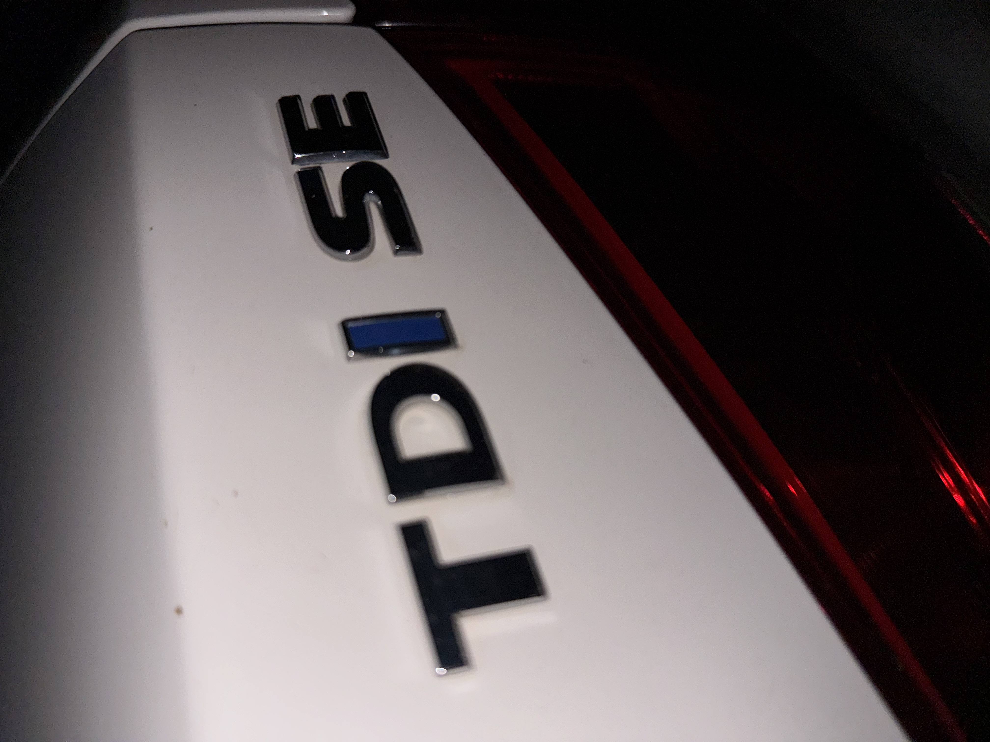 Used 2014 Volkswagen Passat TDI SE FWD image 27