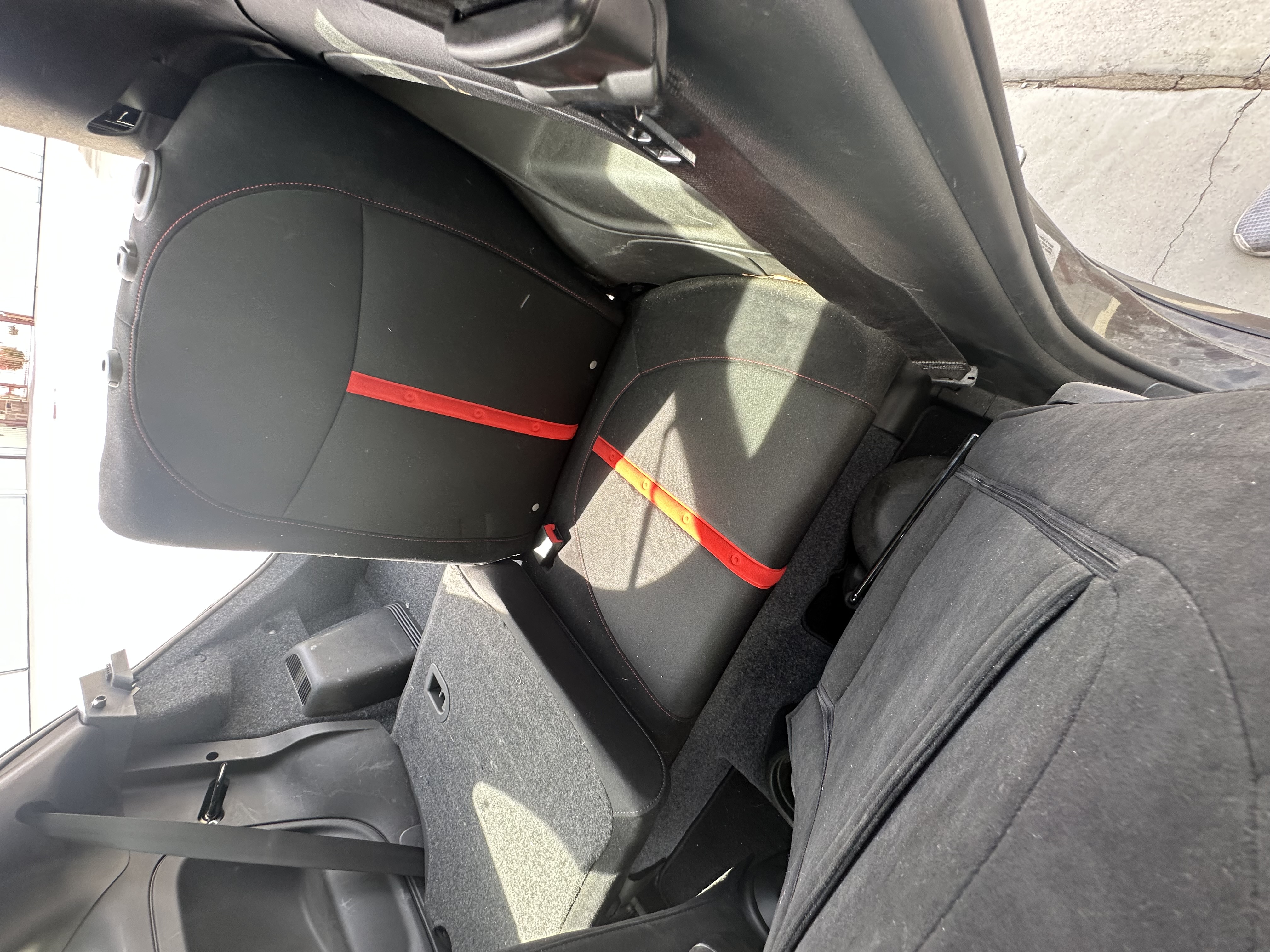 Used 2015 FIAT 500 Abarth w/ Beats Audio Package FWD image 22