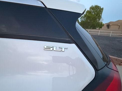 Used 2021 GMC Terrain SLT image 6