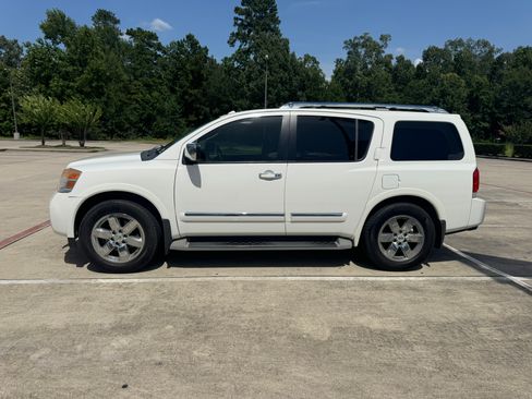 Used 2011 Nissan Armada Platinum image 6