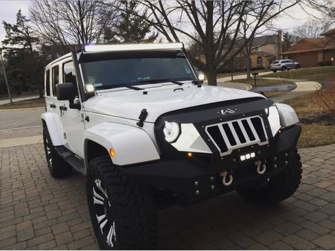 Used 2013 Jeep Wrangler Unlimited Sahara w/ Dual Top Group image 8
