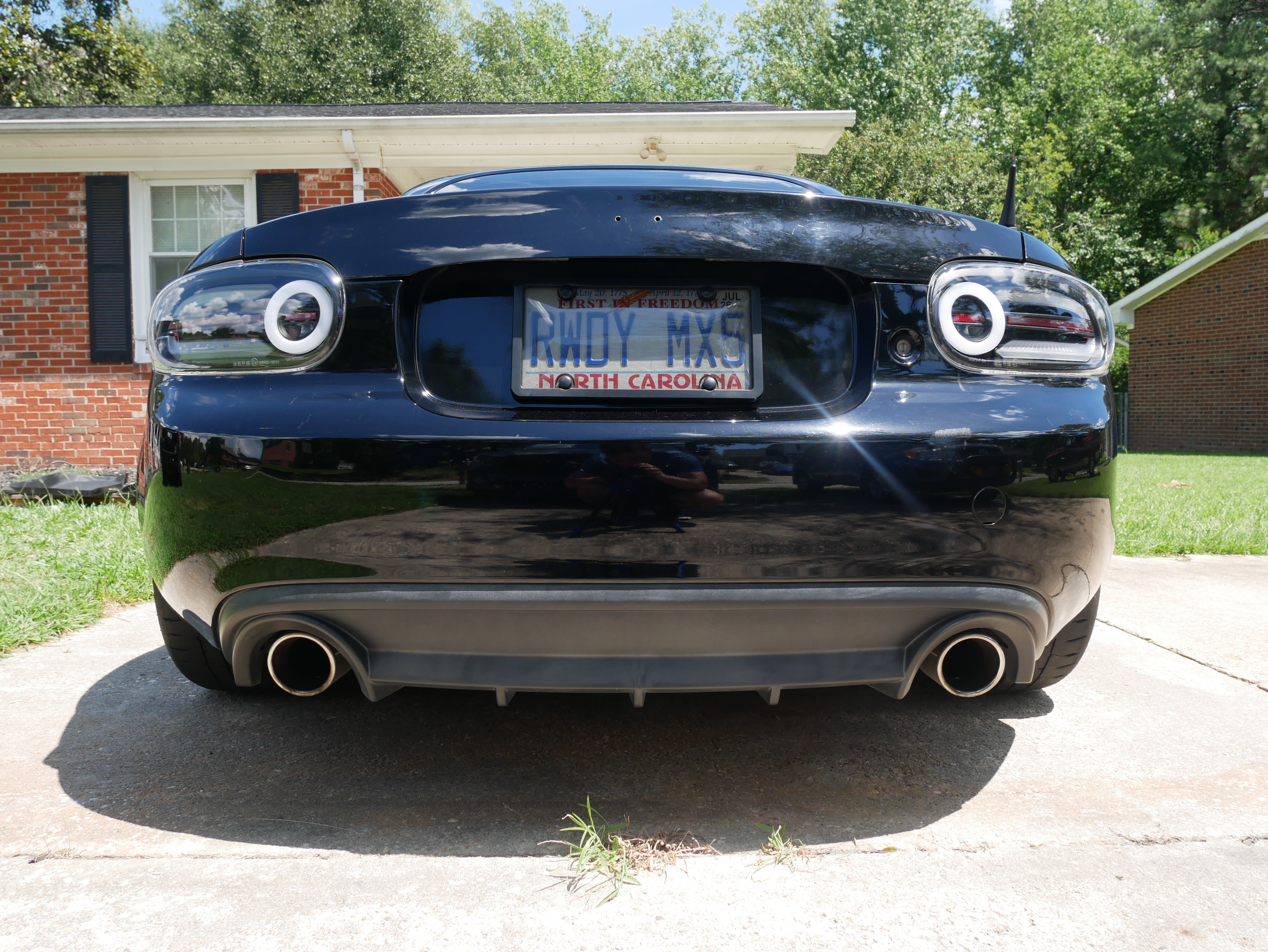 Used 2014 MAZDA MX-5 Miata Club RWD image 23