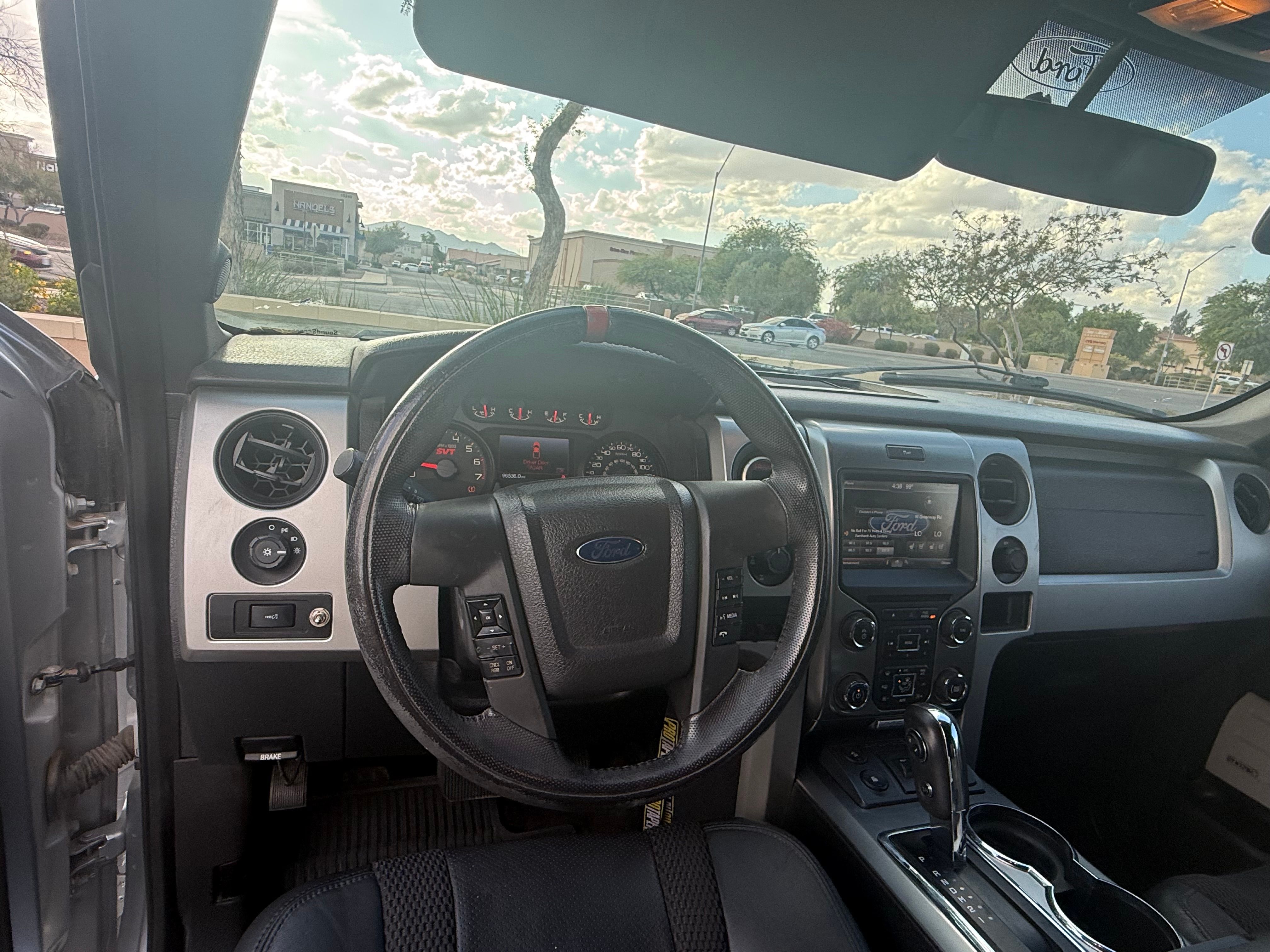Used 2014 Ford F150 Raptor w/ Equipment Group 801A Luxury AWD/4WD image 8