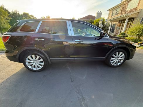 Used 2010 MAZDA CX-9 Grand Touring w/ Moonroof & Bose Audio Pkg AWD/4WD image 4