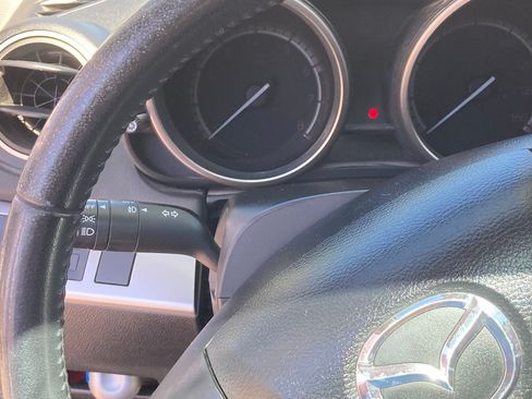 Used 2011 MAZDA MAZDA3 s Sport image 10