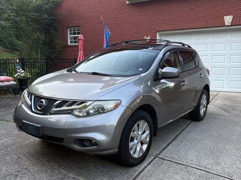 Used 2012 Nissan Murano SL FWD image 1