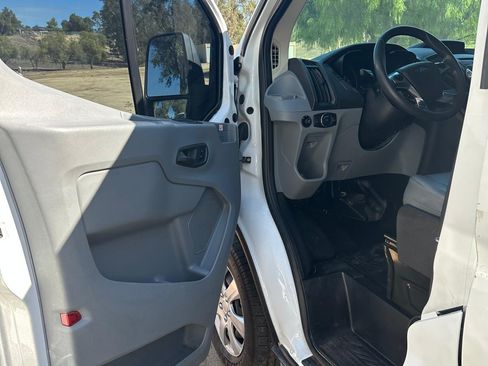 Used 2019 Ford Transit 250 130 Low Roof image 16