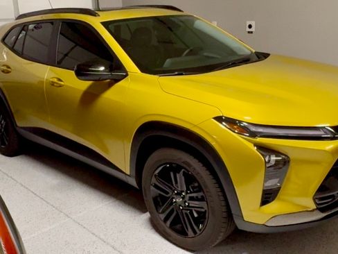 Used 2024 Chevrolet Trax ACTIV w/ Sunroof Package image 6