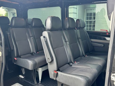 Used 2011 Mercedes-Benz Sprinter 2500 image 5