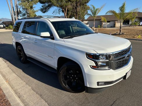 Used 2016 Chevrolet Tahoe LT w/ Luxury Package image 2