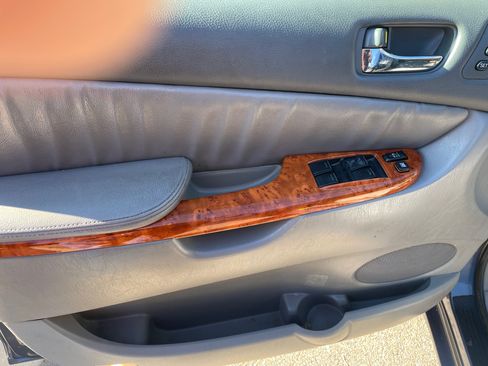 Used 2006 Toyota Sienna XLE Limited image 14