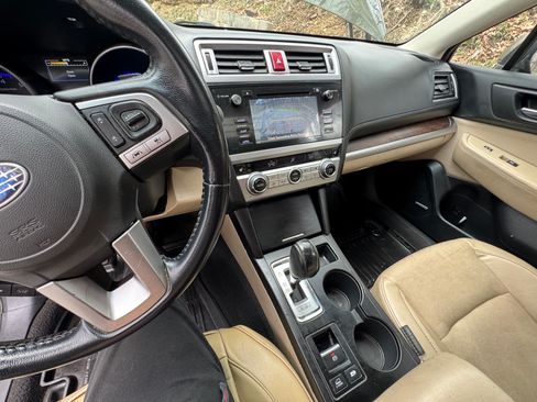 Used 2016 Subaru Outback 2.5i Limited image 15