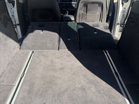 Used 2017 BMW X3 sDrive28i image 17