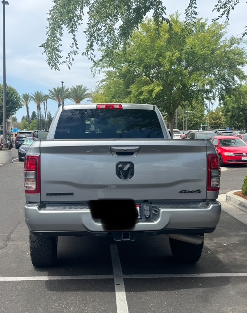 Used 2022 RAM 2500 Big Horn w/ Night Edition AWD/4WD image 2