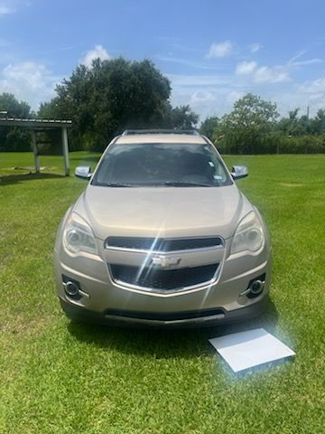 Used 2011 Chevrolet Equinox LTZ FWD image 2