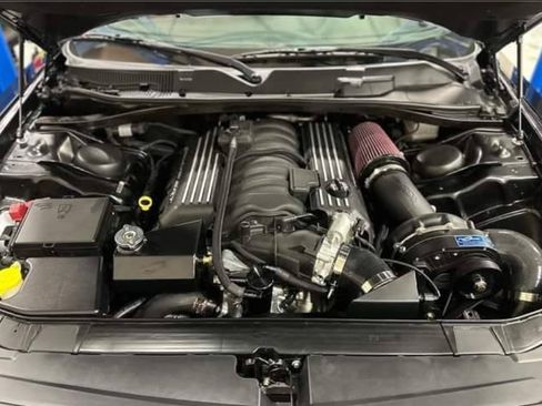 Used 2023 Dodge Challenger R/T Scat Pack RWD image 6
