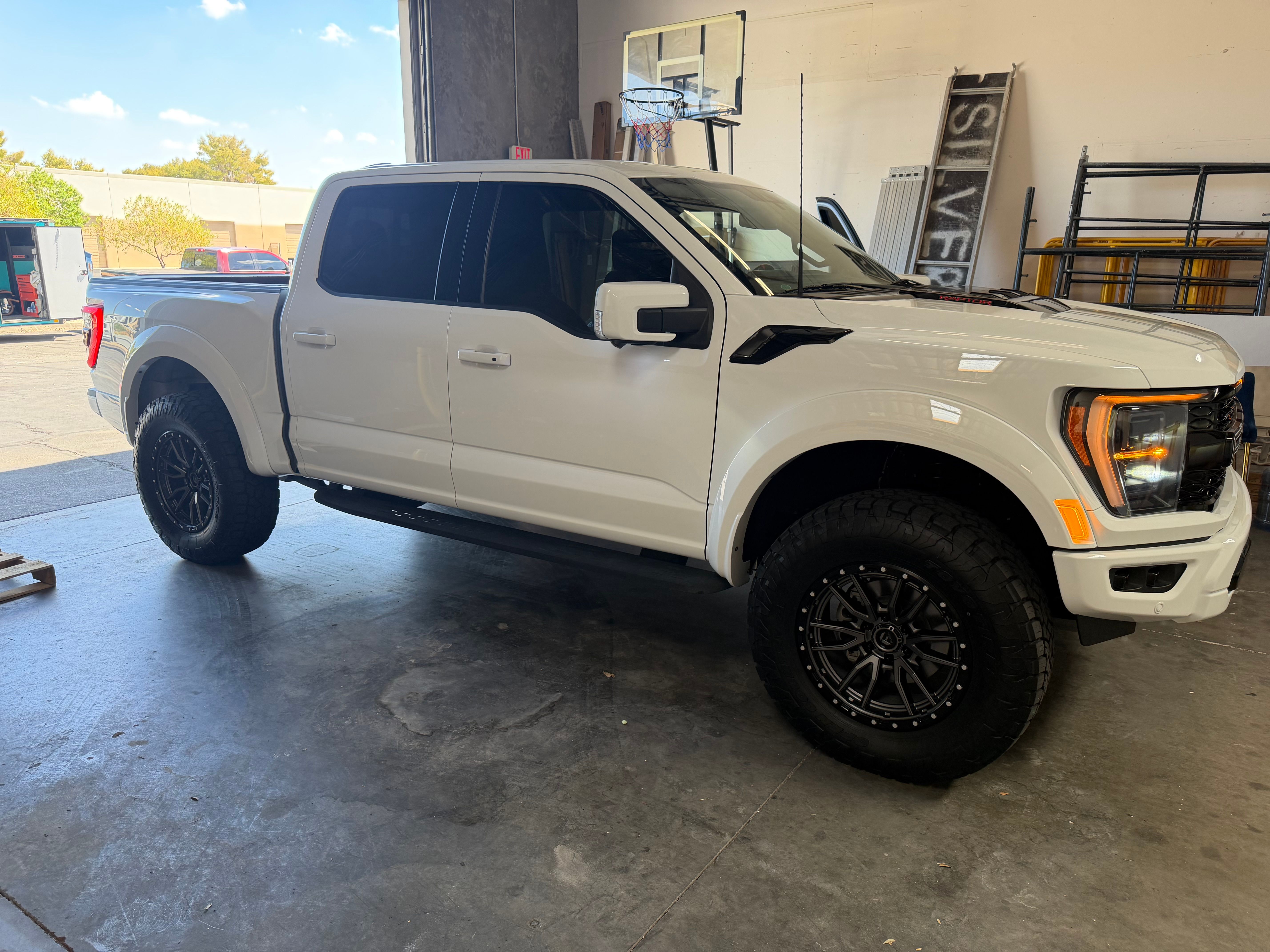 Used 2022 Ford F150 Raptor w/ Raptor 37 Performance Package AWD/4WD image 2